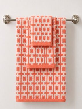 MAX STUDIO clementine orange towel set ~ guest ~ dorm room NWT